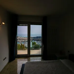 https://appartamenti-le-murrine.hotelinveneto.com